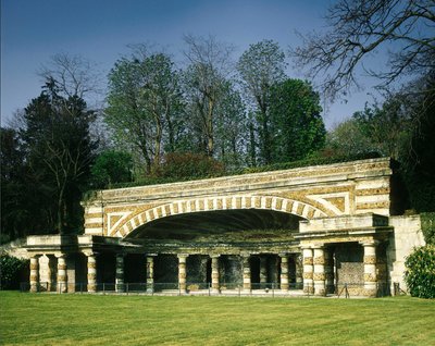 Frankreich, Chatou (Yvelines): Die Nymphee de Soufflot, gebaut um eine Quelle zu beherbergen. Architektur von Soufflot (dem Architekten des Pantheon) zwischen 1774 und 1777 von Jacques Germain Soufflot