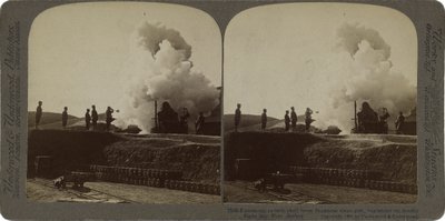 Enorme 11-Zoll-Granate von japanischer Belagerungskanone beginnt ihren tödlichen Flug nach Port Arthur von James Ricalton