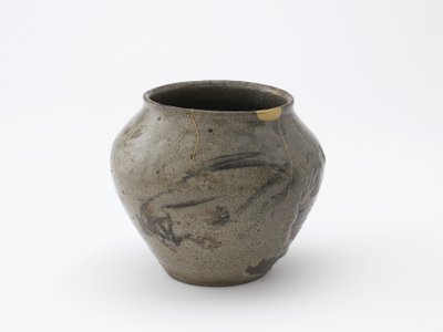 Wasserkrug für Teezeremonie, Saga Präfektur, Edo-Periode, 17.-18. Jahrhundert von Japanese School