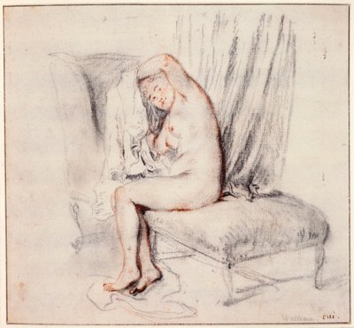 Nackte Frau sitzt auf einer Chaiselongue und zieht ihr Hemd an, 18. Jahrhundert von Jean Antoine Watteau