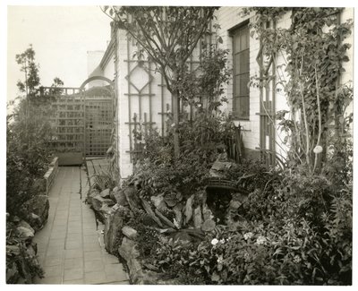 Garten von Mrs Regina Jais, ca. 1936-37 von Jessie Tarbox Beals