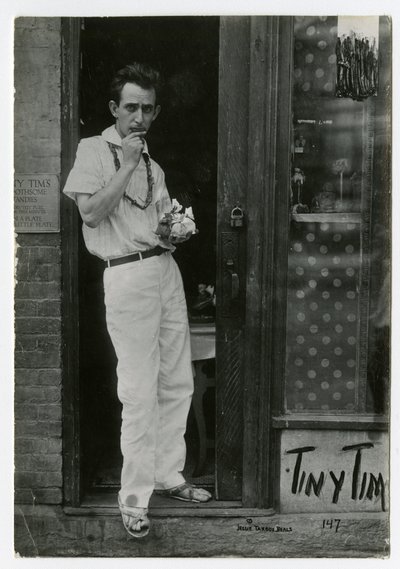 Tiny Tim, Greenwich Village, New York, USA von Jessie Tarbox Beals