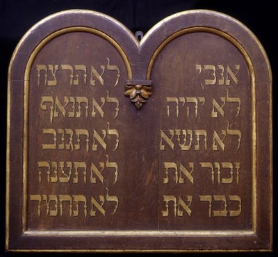 Tafel der Gesetze oder Dekalog. Synagoge von Bergheim (Elsass). 19. Jahrhundert von Jewish School