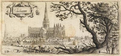 Zwei Figuren stehen neben einem großen Baum im Vordergrund; die Stadt Chichester in der Ferne; die Stadtmauern durchziehen die Szene; die Kathedrale von Chichester im Zentrum des Bildes, um 1660 (Radierung) von John Dunstall