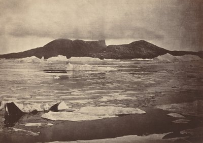 Die Arktis: Nr. 92.* Der Teufelsdaumen teilweise in Nebel gehüllt..., 1869 von John L Dunmore