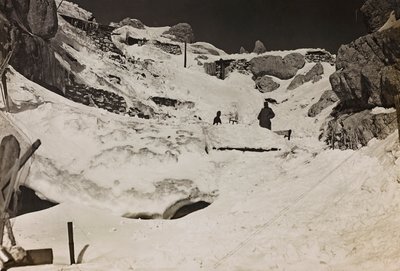 Album "Meine weltkriegs - Erinnerungen Südwestfront (Kärnten, Italien, Südtirol) 31/03/1915-12/11/1918 - Josef Zohles Wien": Soldaten im Schnee von Josef Zohles