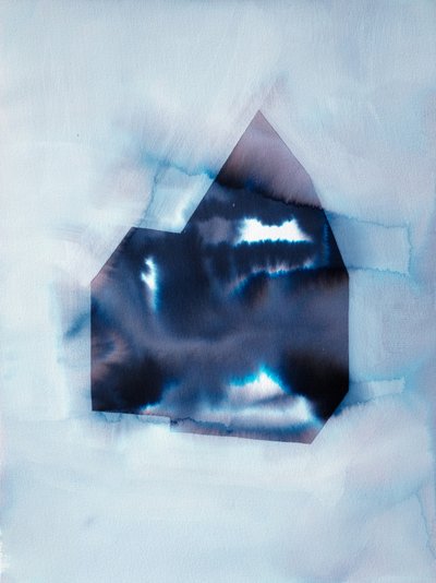 Abstrakte Indigoform von Joshua Hoskins