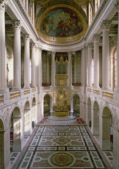 Die Chapelle Royale (Königliche Kapelle) nach Osten blickend, fertiggestellt von Robert de Cotte (1656-1735) begonnen 1699 nach Plänen von 1689, geweiht 1710 von Jules Hardouin Mansart