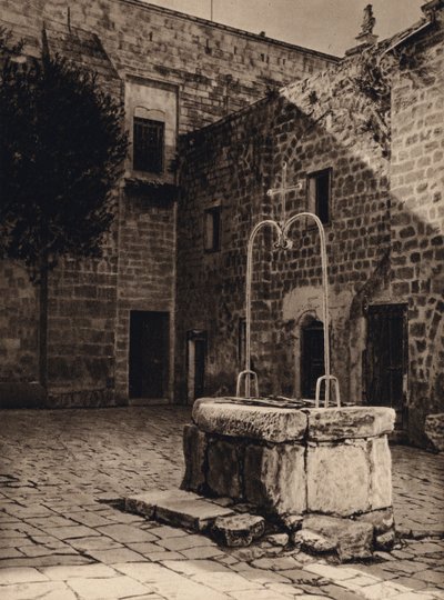 Nazareth, Brunnen im Hof der Verkündigungskirche von Karl Grober