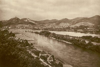 Das Siebengebirge am Rhein (s/w Foto) von Kurt Hielscher