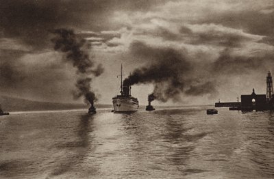 Italien: Neapel, Zugang zum Hafen von Kurt Hielscher