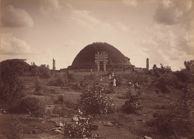 Gesamtansicht von Sanchi Tope von Norden von Lala Deen Dayal