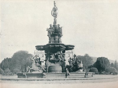 Brunnen in Curraghmore, Sitz des Marquess of Waterford, um 1915 von Leonard Willoughby