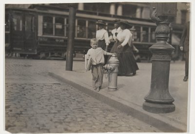 Zeitungsverkäufer von Lewis Wickes Hine