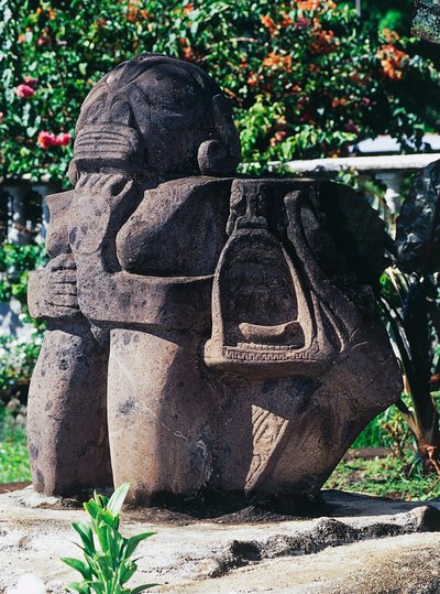 Anthropomorphe Tiki-Skulptur, Papeete, Tahiti von Unbekannt Unbekannt