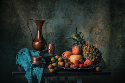 Rustikale Früchte und Kupfer von Liu Xing