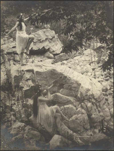 Tänzer auf Felsen von Louis Fleckenstein