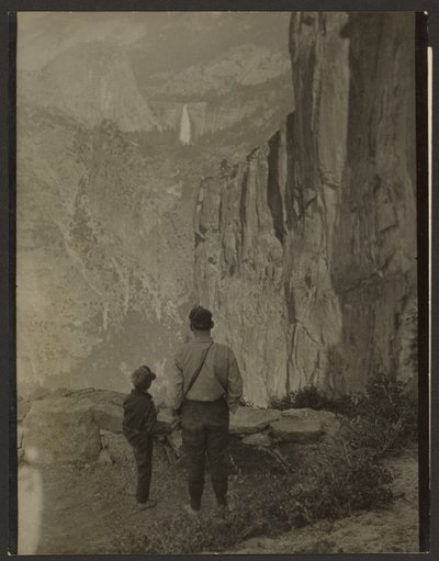 Liberty Cap und Nevada Falls, vom Ledge Trail, Yosemite Nationalpark von Louis Fleckenstein