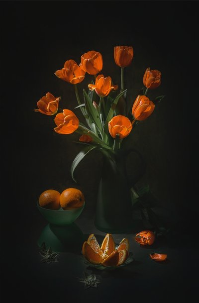 Orange Tulpen-Stillleben von Lydia Jacobs