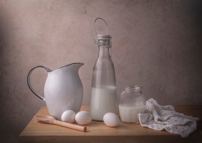 Bauernhof Milch und Eier von Margareth Perfoncio