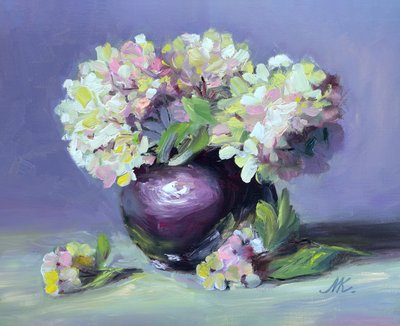 Malerische Hortensien in Vase von Marina Kozyr