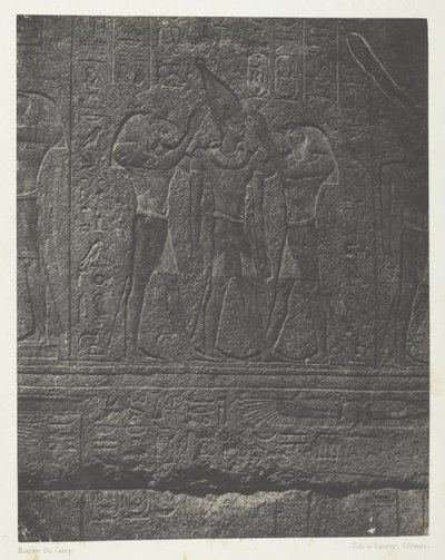 Palais de Karnak, Skulpturen außerhalb des Granitheiligtums; Theben von Maxime Du Camp