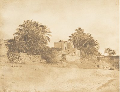 Ruinen eines römischen Triumphbogens in Philae, April 1850 von Maxime Du Camp