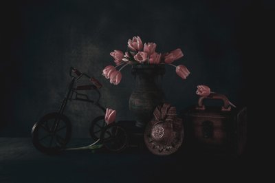 Stimmungsvolles Tulpenstillleben von May G