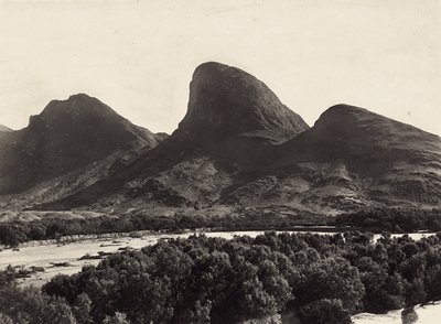 Bau eines Imperiums im faschistischen Zeitalter: Bergkette in Form eines menschlichen Profils, 09/05/1936 von Modestino Baldinetti