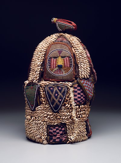 Haus des Kopfheiligtums (ile ori), spätes 19. bis frühes 20. Jahrhundert von Nigerian School