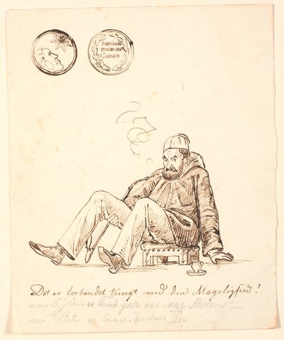 Karikatur von Johan Thomas Lundbye mit Fez, langer Pfeife und Kaffeetasse, sitzend auf einem orientalischen Hocker. Oben Medaille mit der Inschrift "Møddingen stinker verst i soelskin" und unten humoristische Inschrift. von P.C. Skovgaard