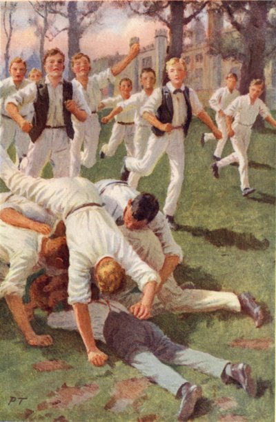 Die Zwei stürzen sich zusammen und werfen sich auf den Ball von Percy Tarrant