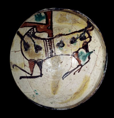 Persische Kunst: Terrakottabecher mit einem Steinbock. Aus Nichapour (Nichapur, Nishapur oder Neishabur) von Persian School