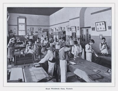 Sloyd-Holzarbeitsklasse, Victoria (s/w Foto) von Photographer Australian