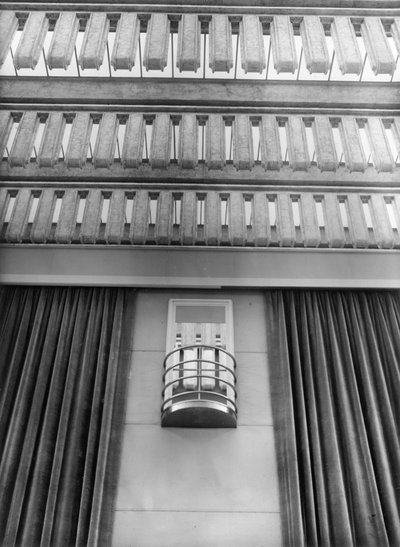Detail der Wand des Hauptfunksaals im NORAG-Gebäude in Hamburg, ca. 1931 von Photographer German