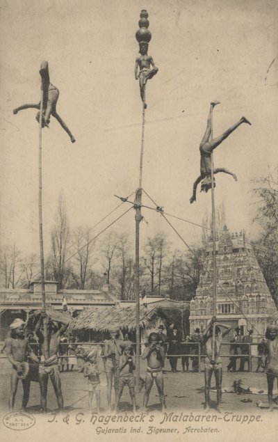J & G Hagenbecks Truppe von Malabar-Akrobaten von Photographer German