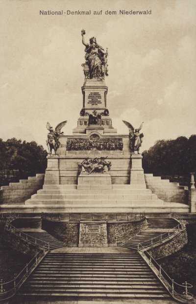 Nationaldenkmal, Denkmal zur Erinnerung an die Vereinigung Deutschlands, Rüdesheim am Rhein, Hessen von Photographer German