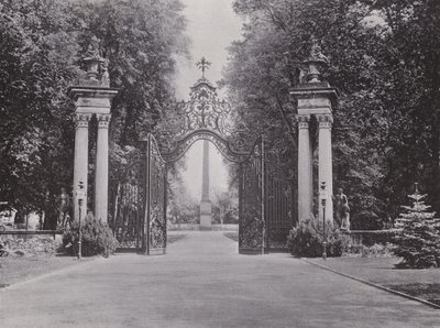Potsdam, Eingang zum Park von Sanssouci von Photographer German