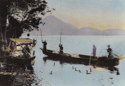 Japan, ca. 1912: Fischen mit einem Kormoran, Nagaragawa von Photographer Japanese