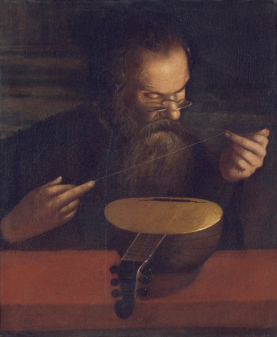 Ein alter Mann, der eine Laute stimmt von Pietro (circle of) Paolini