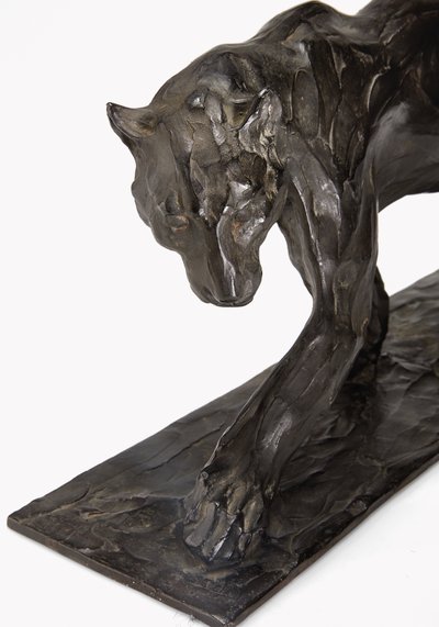 Panther im Gehen, Hinterbein erhoben, ca. 1904 von Rembrandt Bugatti