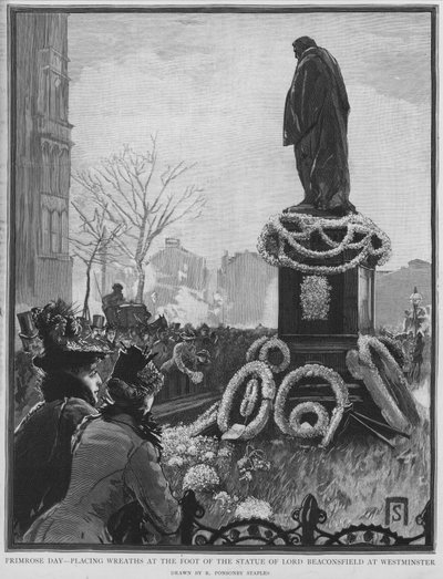 Kranzniederlegung am Fuß der Statue des englischen Staatsmanns Benjamin Disraeli am Primrose Day, dem Jahrestag seines Todes, Westminster, London von Robert Ponsonby (after) Staples