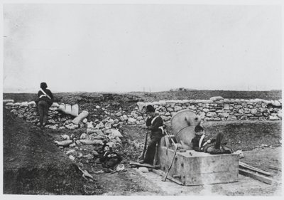 Ein ruhiger Tag in der Mörserbatterie, Krim von Roger Fenton
