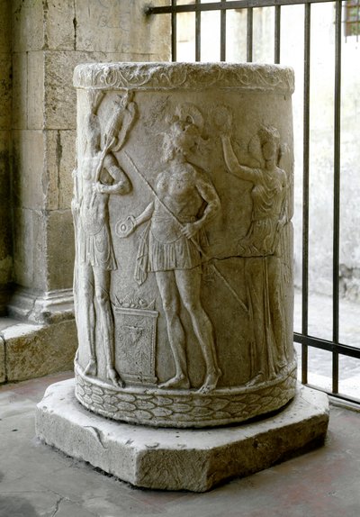 Römische Kunst: Marmorsockel mit Flachrelief darstellend eine Opferszene (40-30 v. Chr.) von Roman