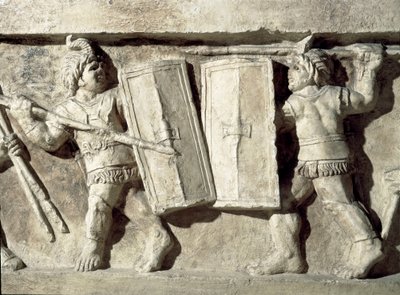 Römische Kunst: Flachrelief, das einen Gladiatorenkampf darstellt von Roman