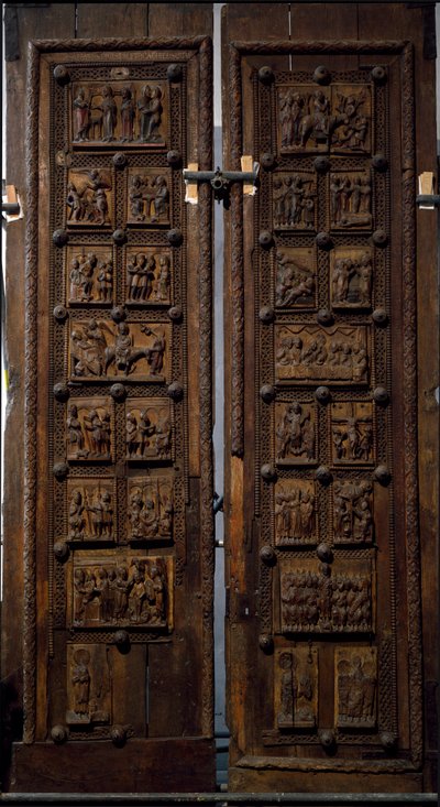 Romanische Kunst: Holztür aus der Mitte des 12. Jahrhunderts der Kirche St. Maria im Kapitol in Köln, Deutschland (Sankt Maria im Kapitol, Köln) von Romanesque