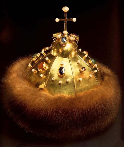 Krone, Werkstätten des Kremls, 1682 (Gold, Zobel & Edelsteine) von Russian School