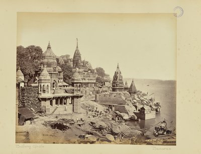 Benares; der Verbrennungs-Ghat von Samuel Bourne