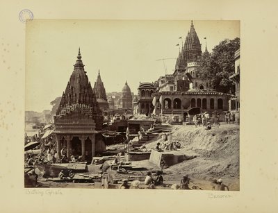 Benares; "Vishnu Pud" und andere Tempel in der Nähe des Verbrennungsghats von Samuel Bourne