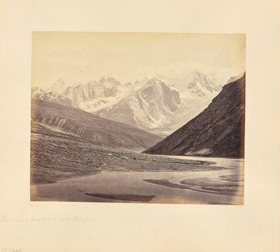 Fernsicht auf die schneebedeckten Gipfel südlich des Shigri-Gletschers von Samuel Bourne